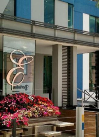 Excellence Plaza Hotel